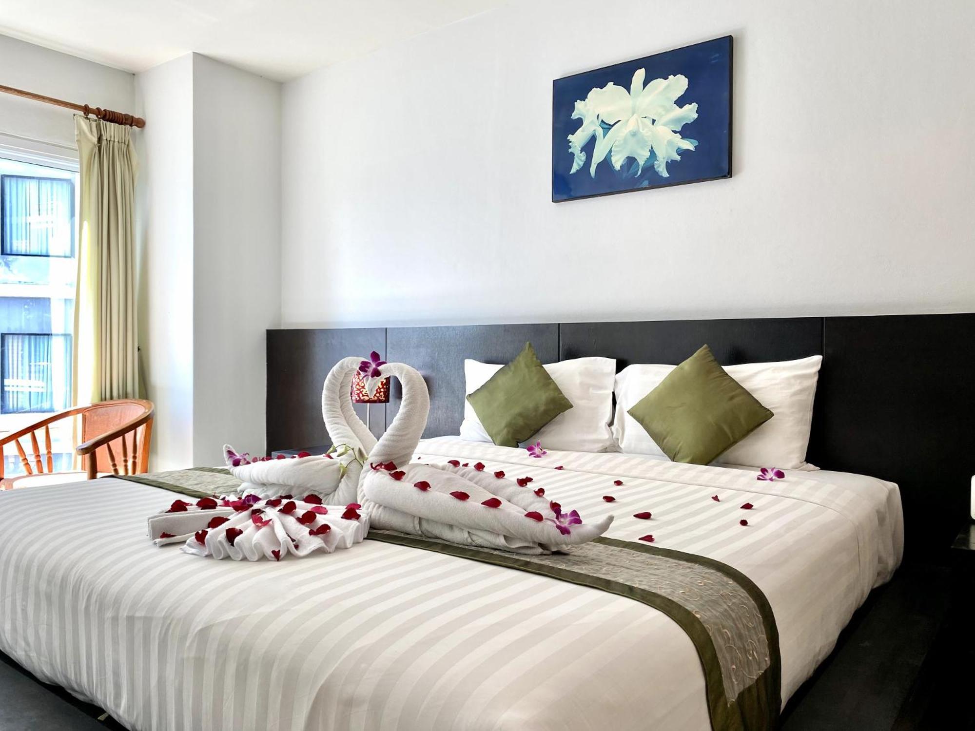 Apk Resort Patong Eksteriør bilde