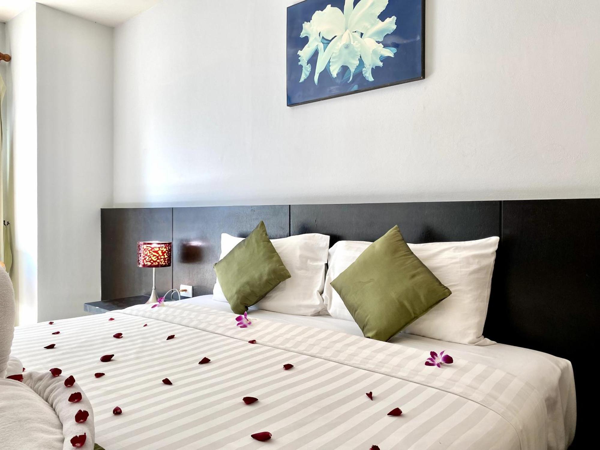 Apk Resort Patong Eksteriør bilde