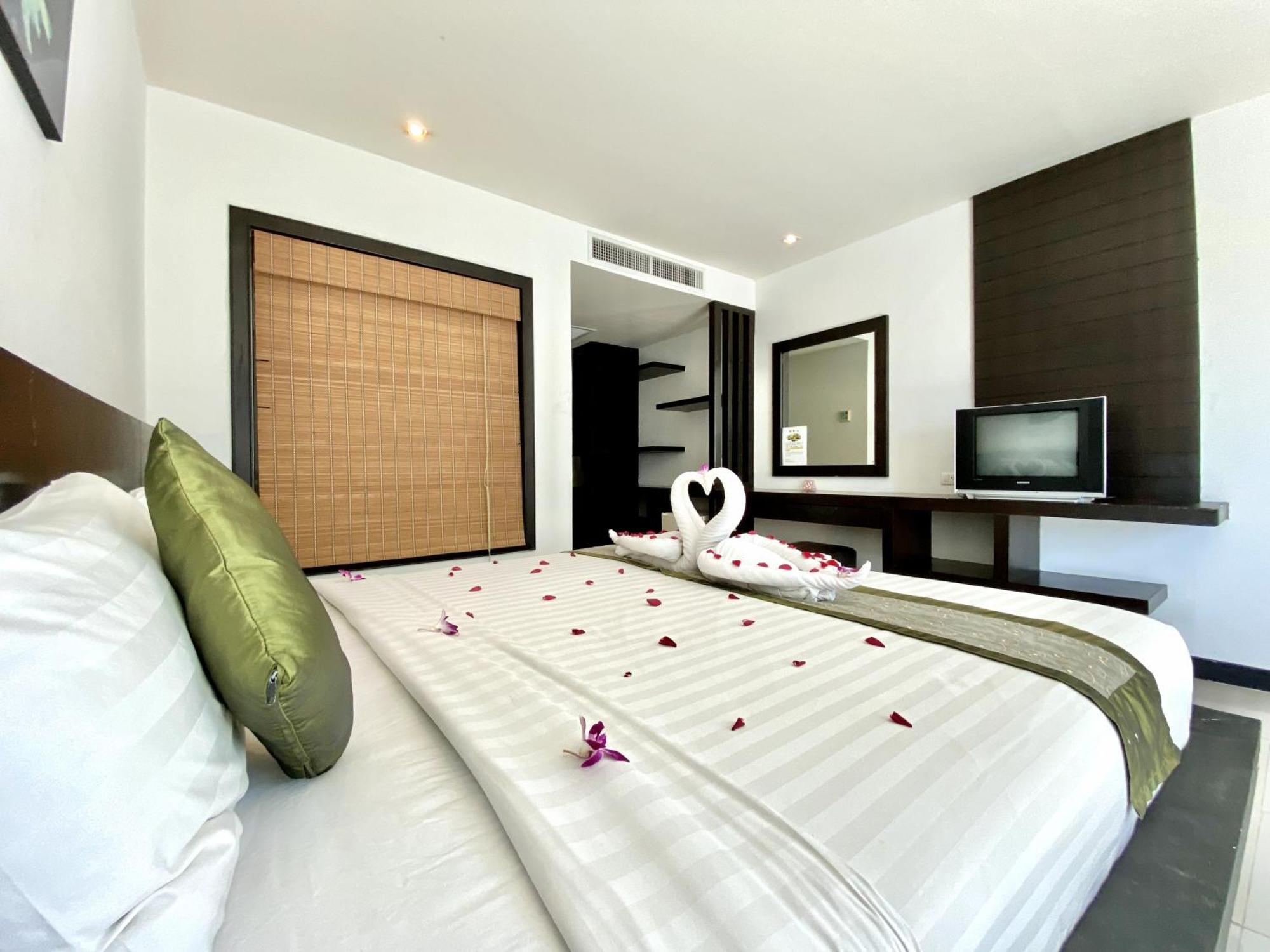 Apk Resort Patong Eksteriør bilde